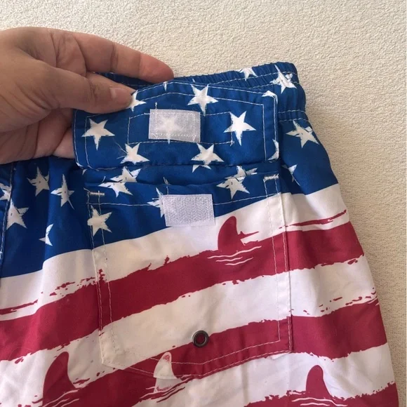 NWT Free Planet Men’s US Flag Shark Swim Trunks S - Picture 12 of 12